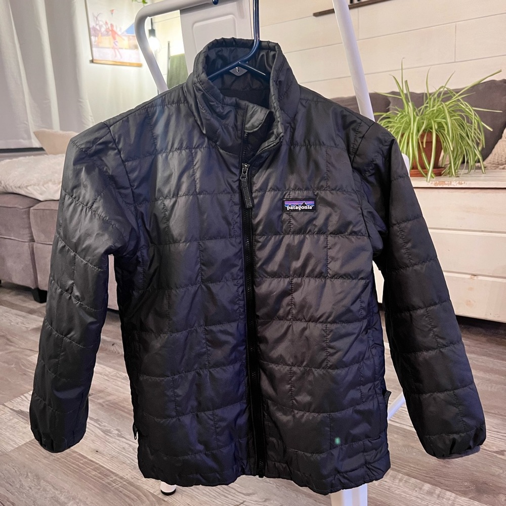 Boys Patagonia Nano Puff Jacket (7-8)
